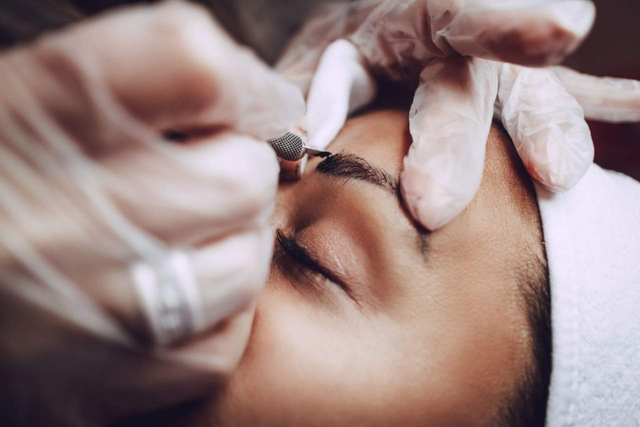 Una técnica cada vez más estilizada: El microblading de cejas en Alicante