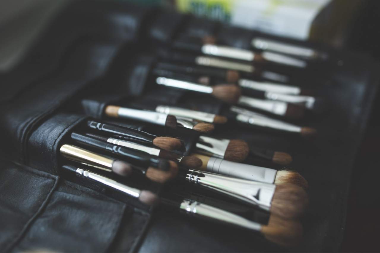 Éxito en la venta de brochas de maquillaje buenas online de AFORROWEB