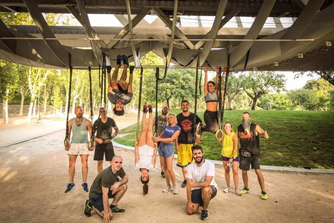 ¿Cuáles son las similitudes entre el entrenamiento funcional Madrid y el gimnasio al aire libre en Madrid?