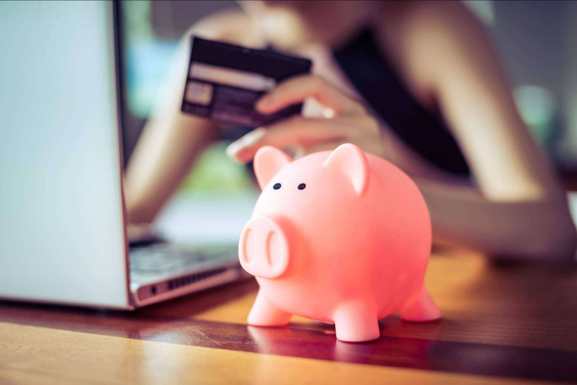 ¿Cómo se puede ahorrar más de 1000 euros en compras?: El programa más llamativo de Tarjeta Ahorro