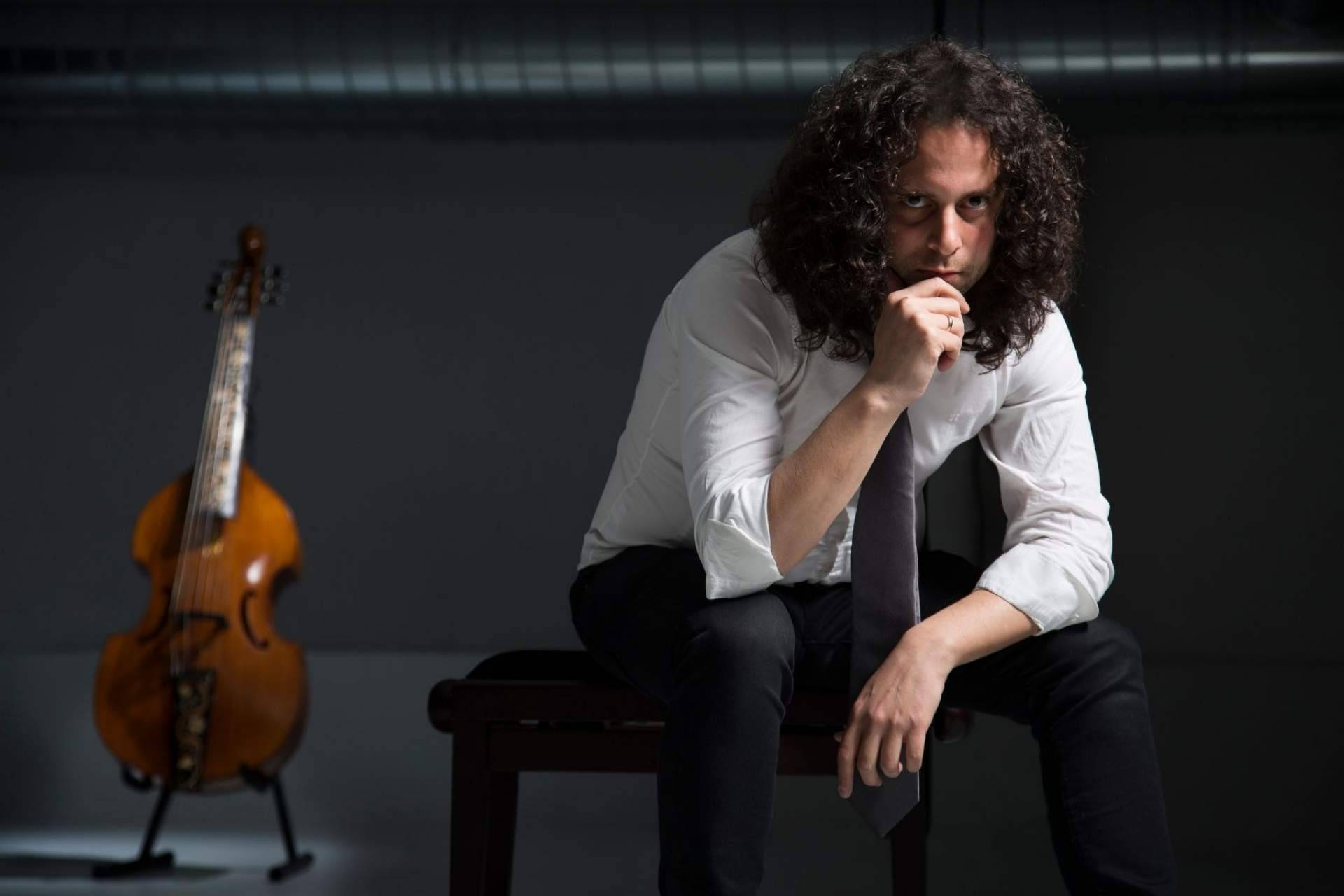 El violagambista Fahmi Alqhai y Accademia del Piacere, los grandes referentes de la nueva generación de la música antigua de España