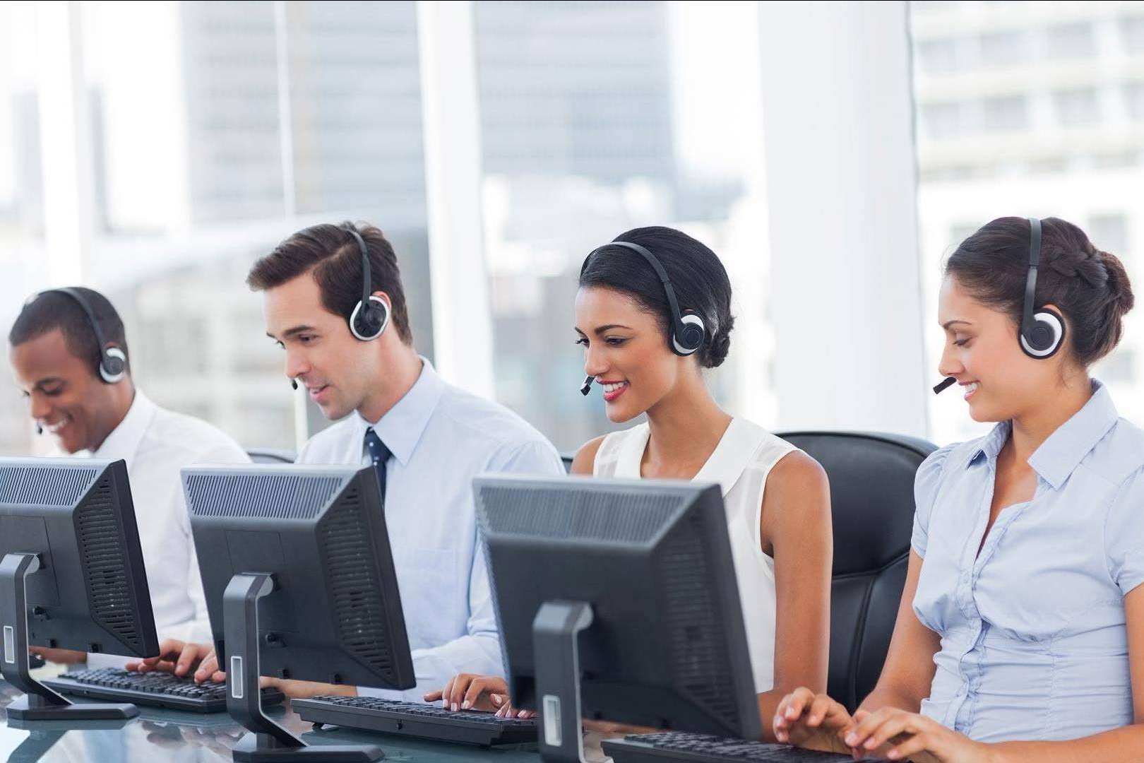Las ventajas de la comunicación omnicanal multidispositivo con el software contact center de GESDITEL
