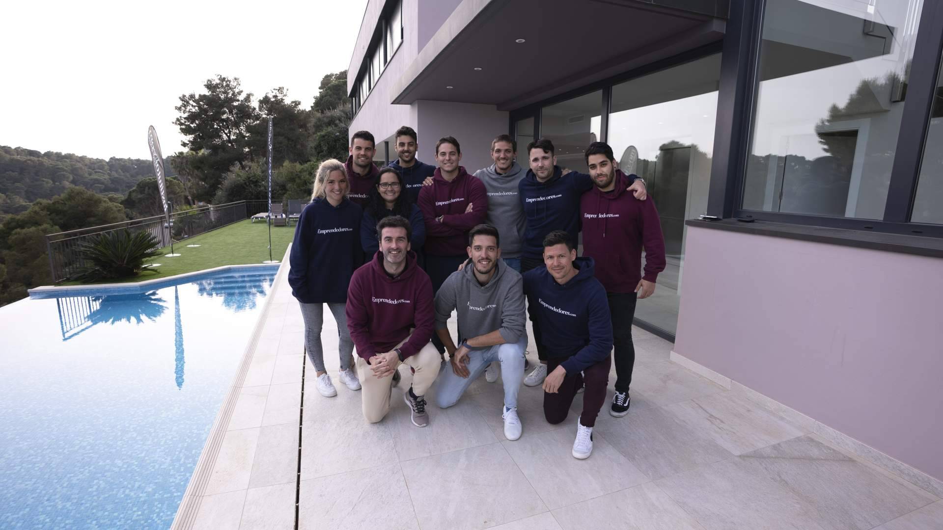 La solución es el emprendimiento online​ y el momento es ahora, por Emprendedores.com
