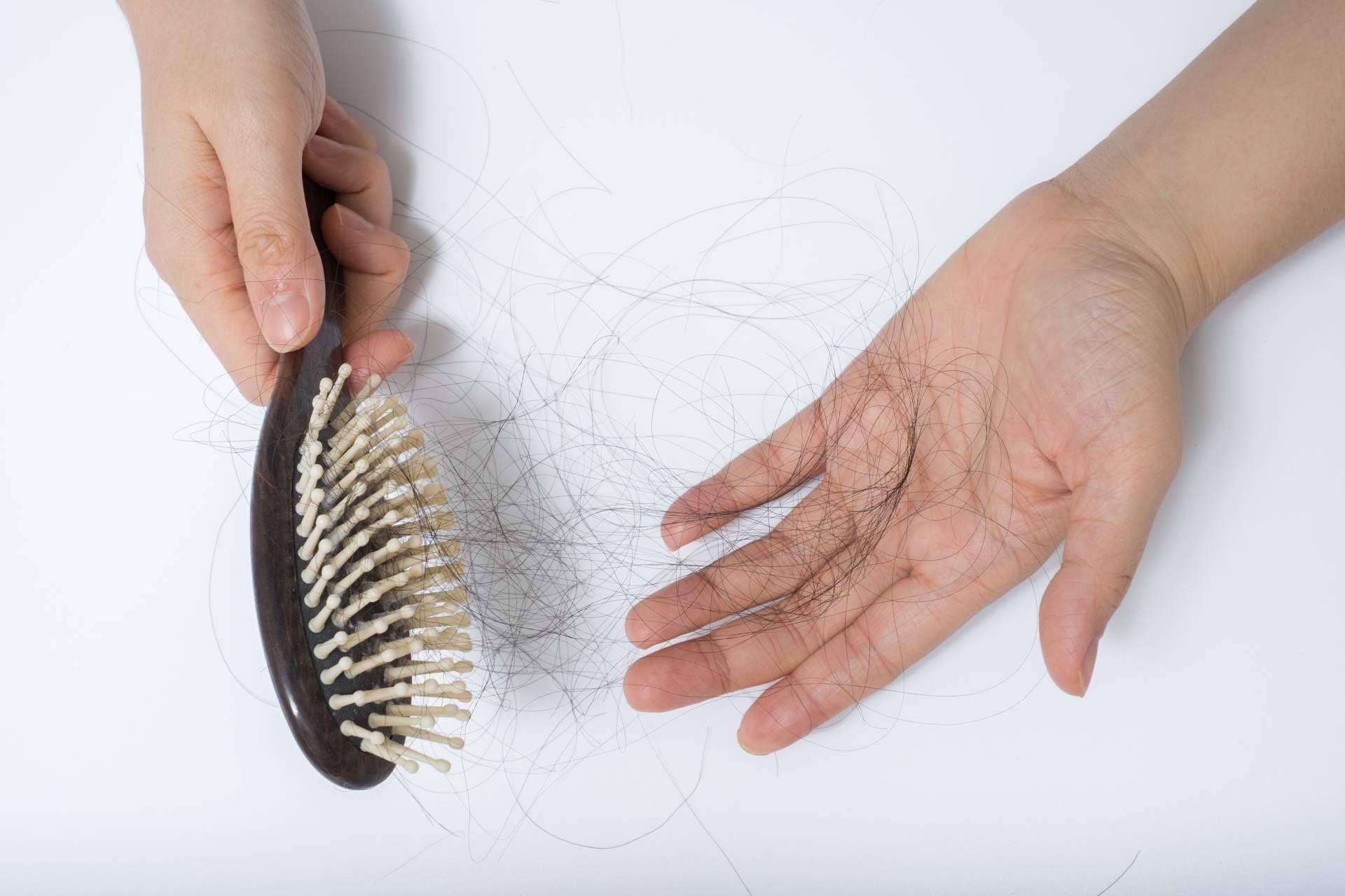 ¿Por qué se produce sequedad de la piel y la caída de cabello en otoño? Géomer