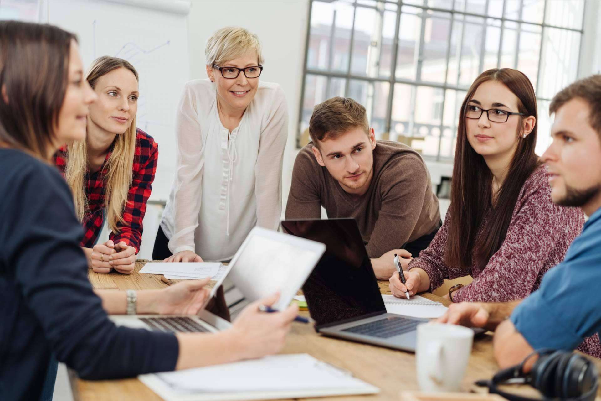 Cursos homologados en AFOE para el profesorado activo y para opositores a profesorado