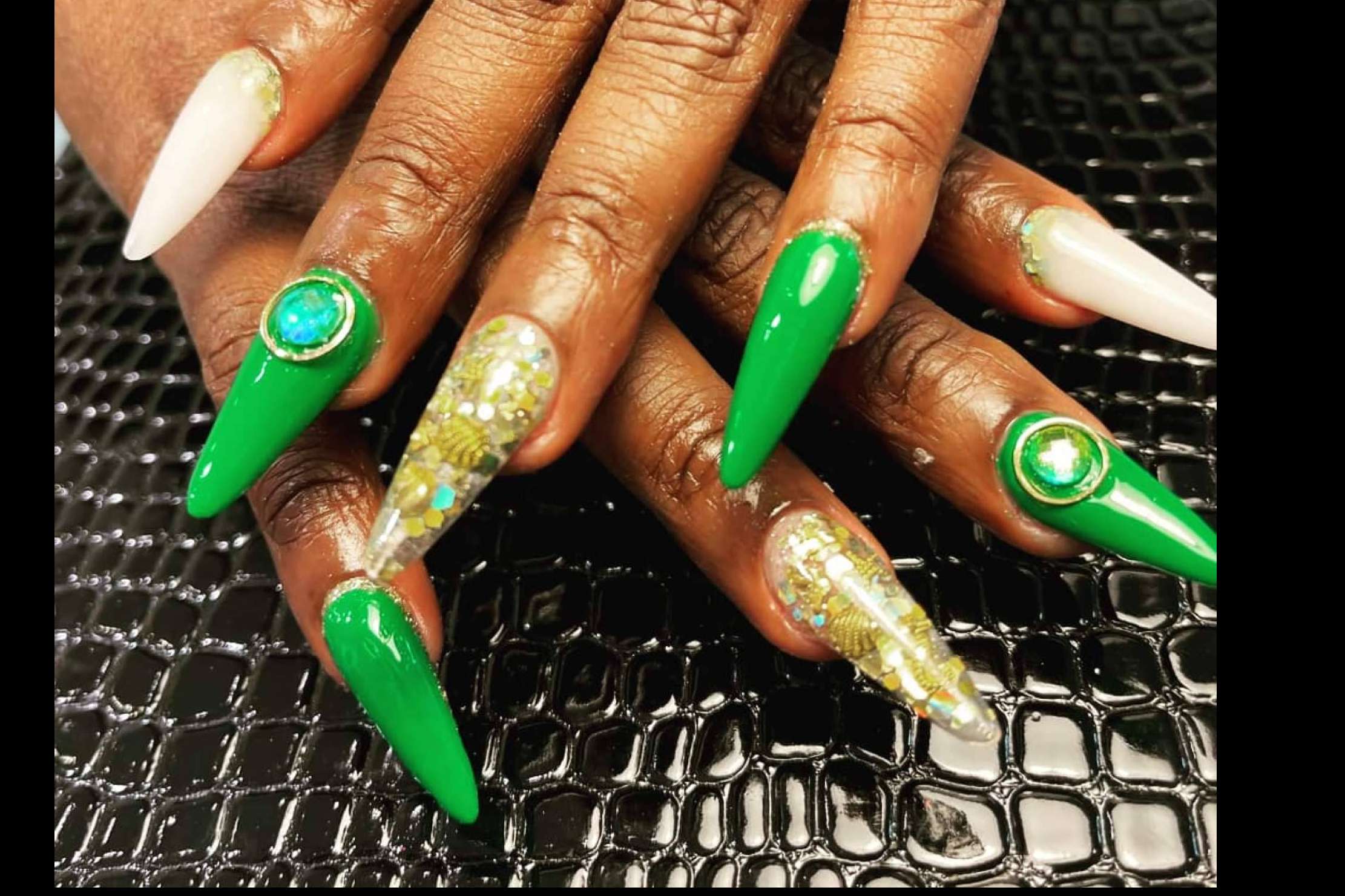 Diseños de uñas de la temporada otoño-invierno y navideños de La Negra Ama Tus Uñas