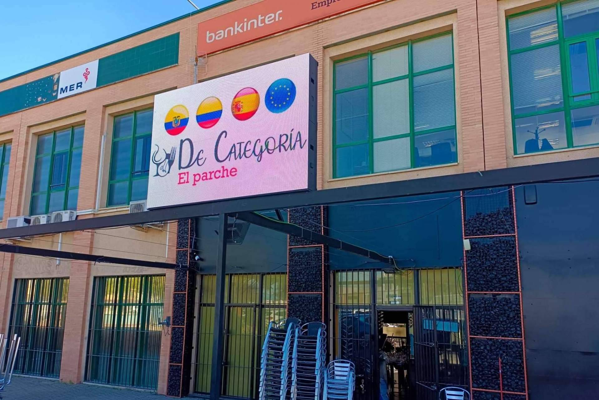 Full Led Color, la empresa que destaca por la instalación de pantallas led publicitarias