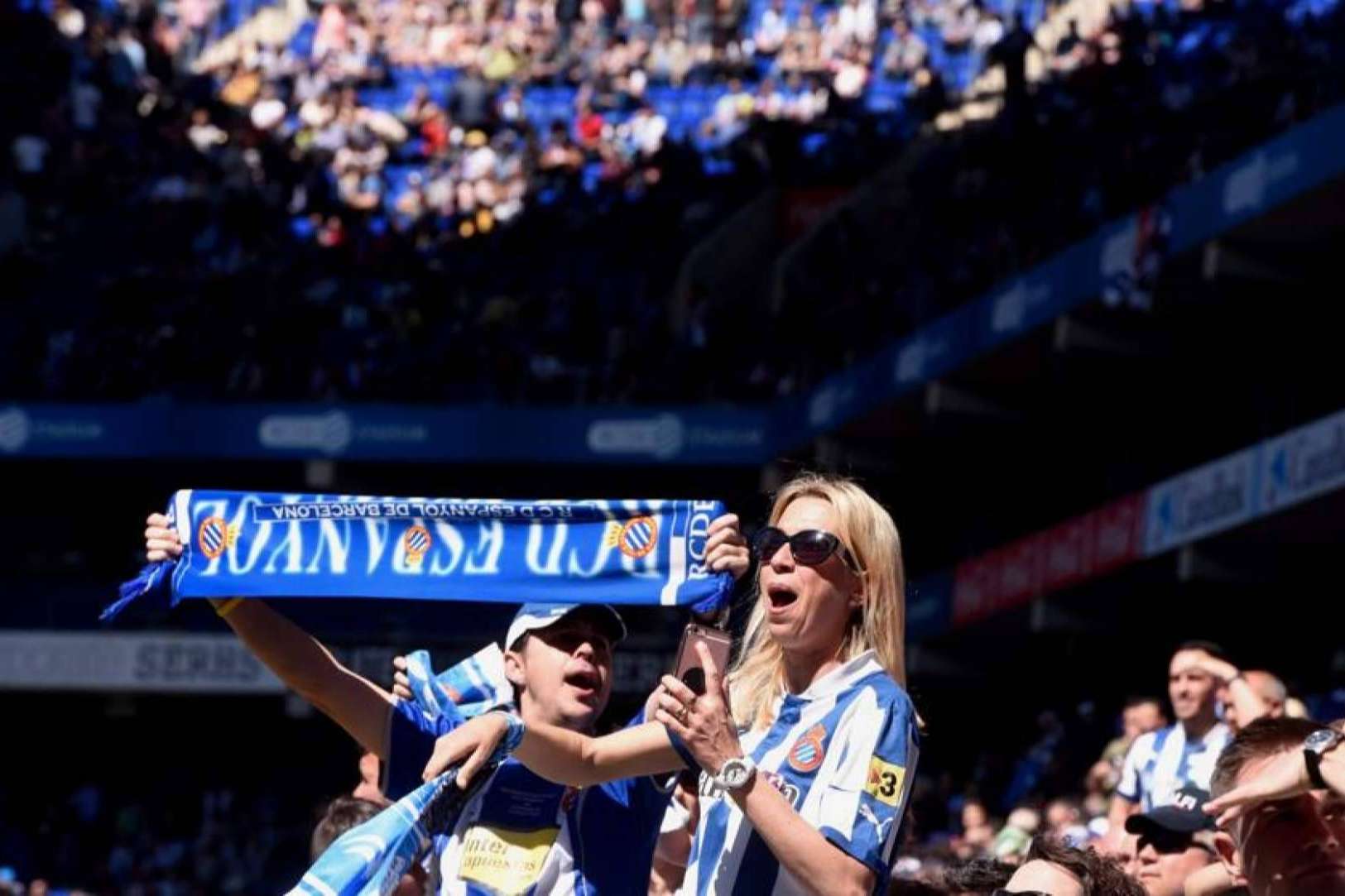 Sentir la adrenalina en primera línea. Así es cómo se consiguen entradas para el RCD Espanyol