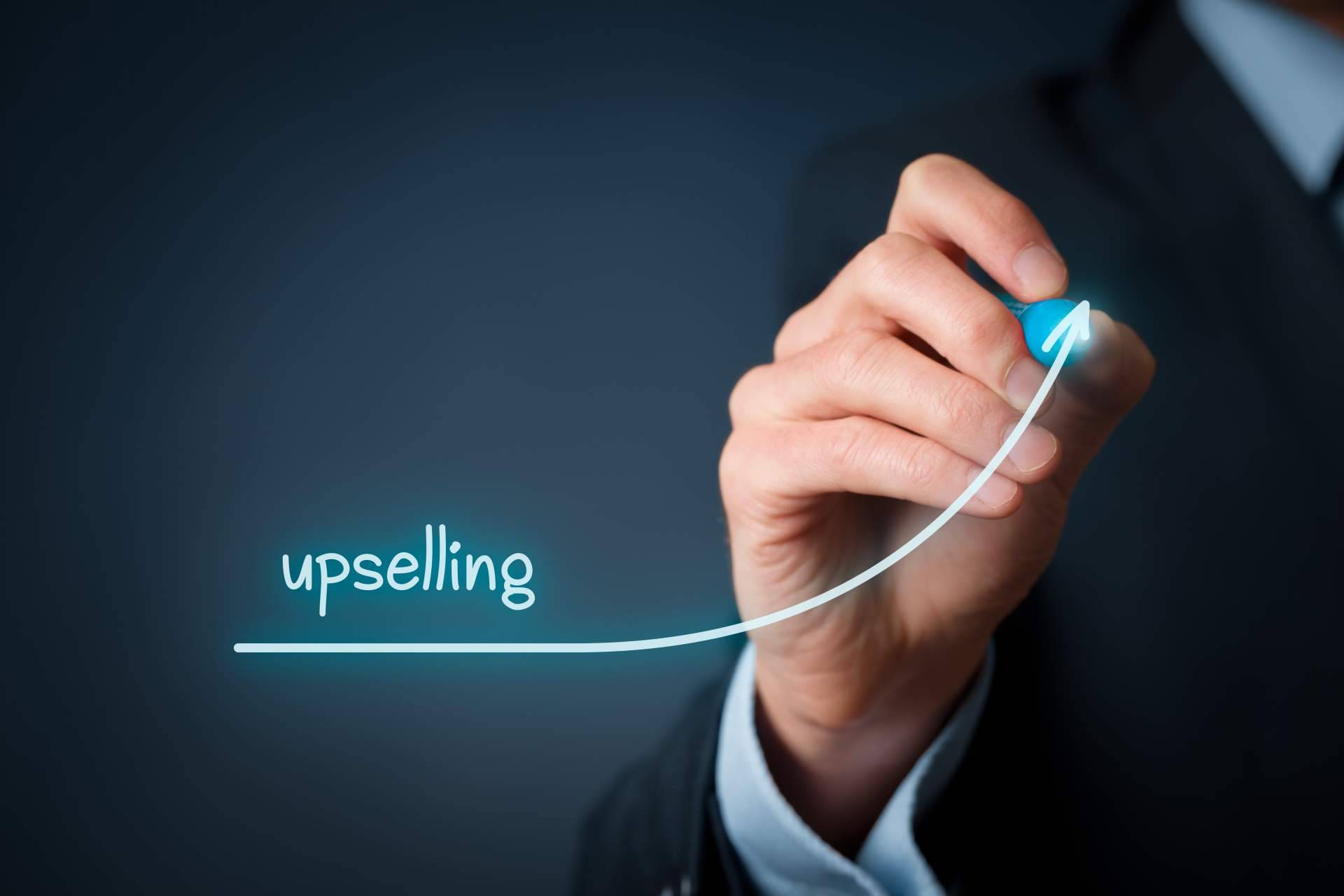¿Cuáles son los beneficios de implementar un programa de upselling?, por Agustín Herrera