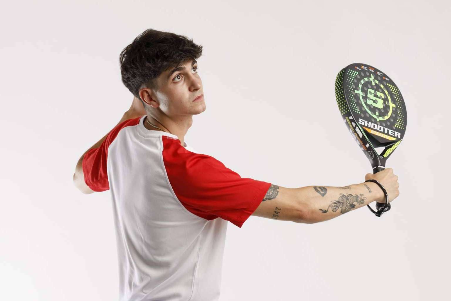 Una marca de palas de pádel profesionales con elementos muy diferenciales, SHOOTER PADEL