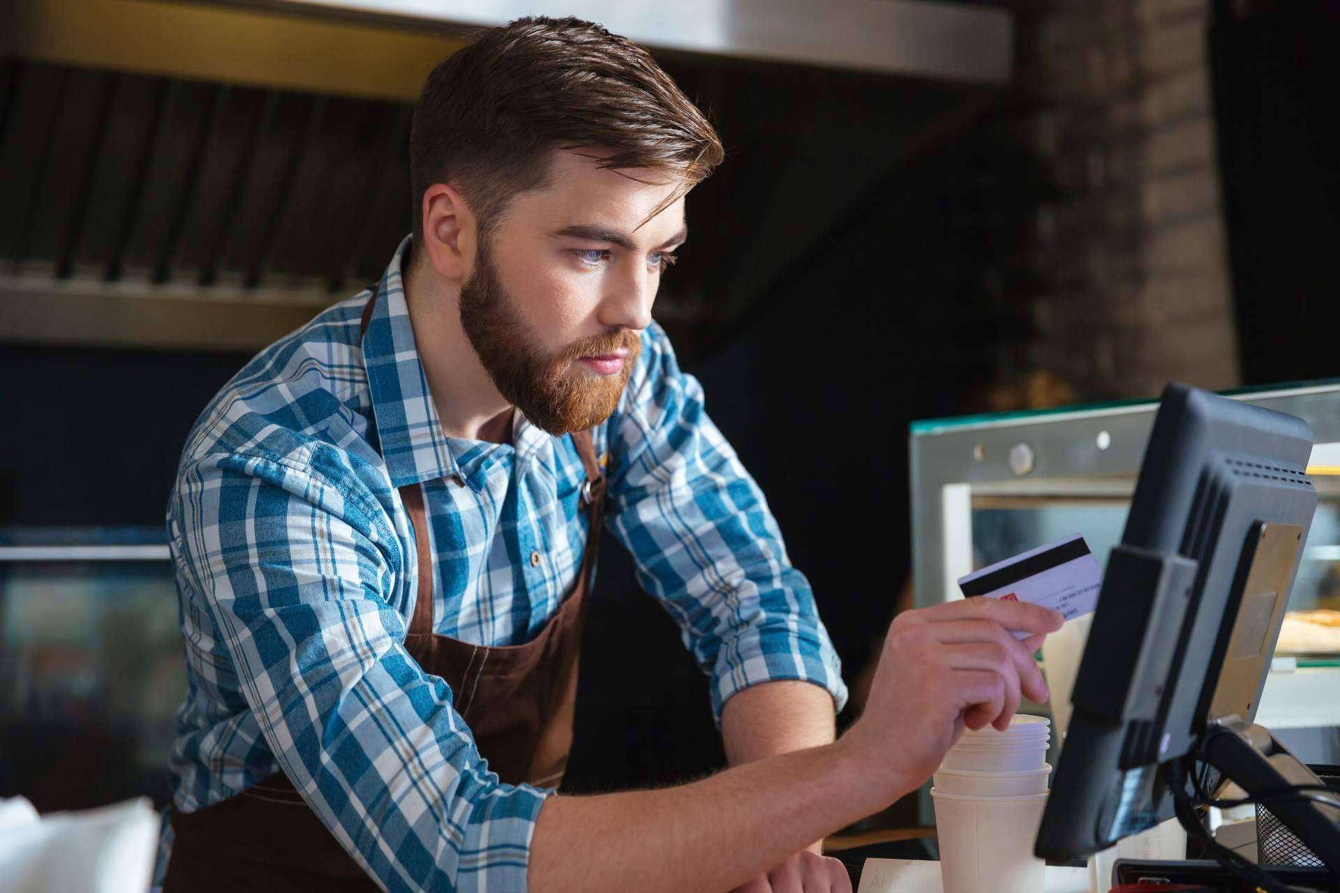 Gestionar los pedidos de manera eficiente de la mano de Piola App, una aplicación para restaurantes