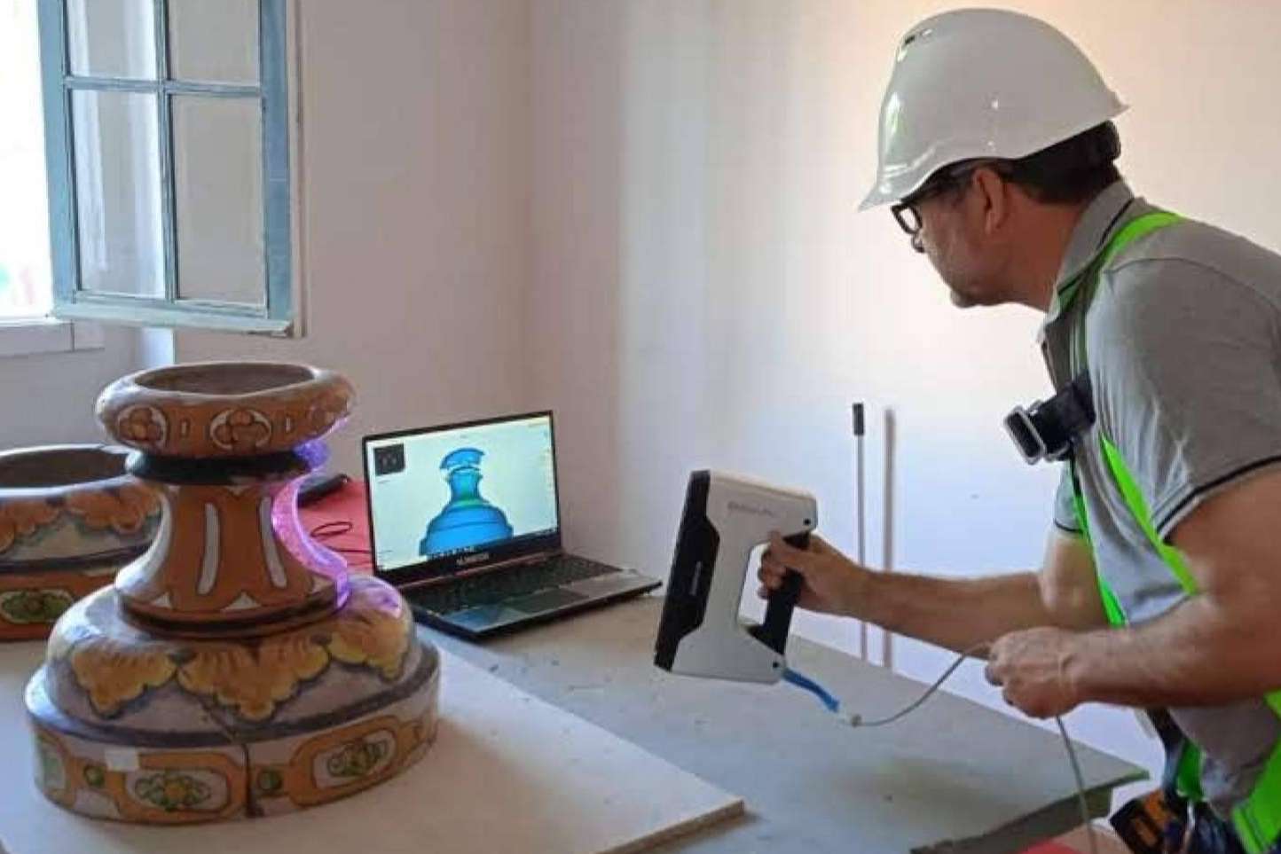 Sumiseran proporciona un servicio de escaneo y reproducciones para la copia de piezas y conservación del patrimonio cultural