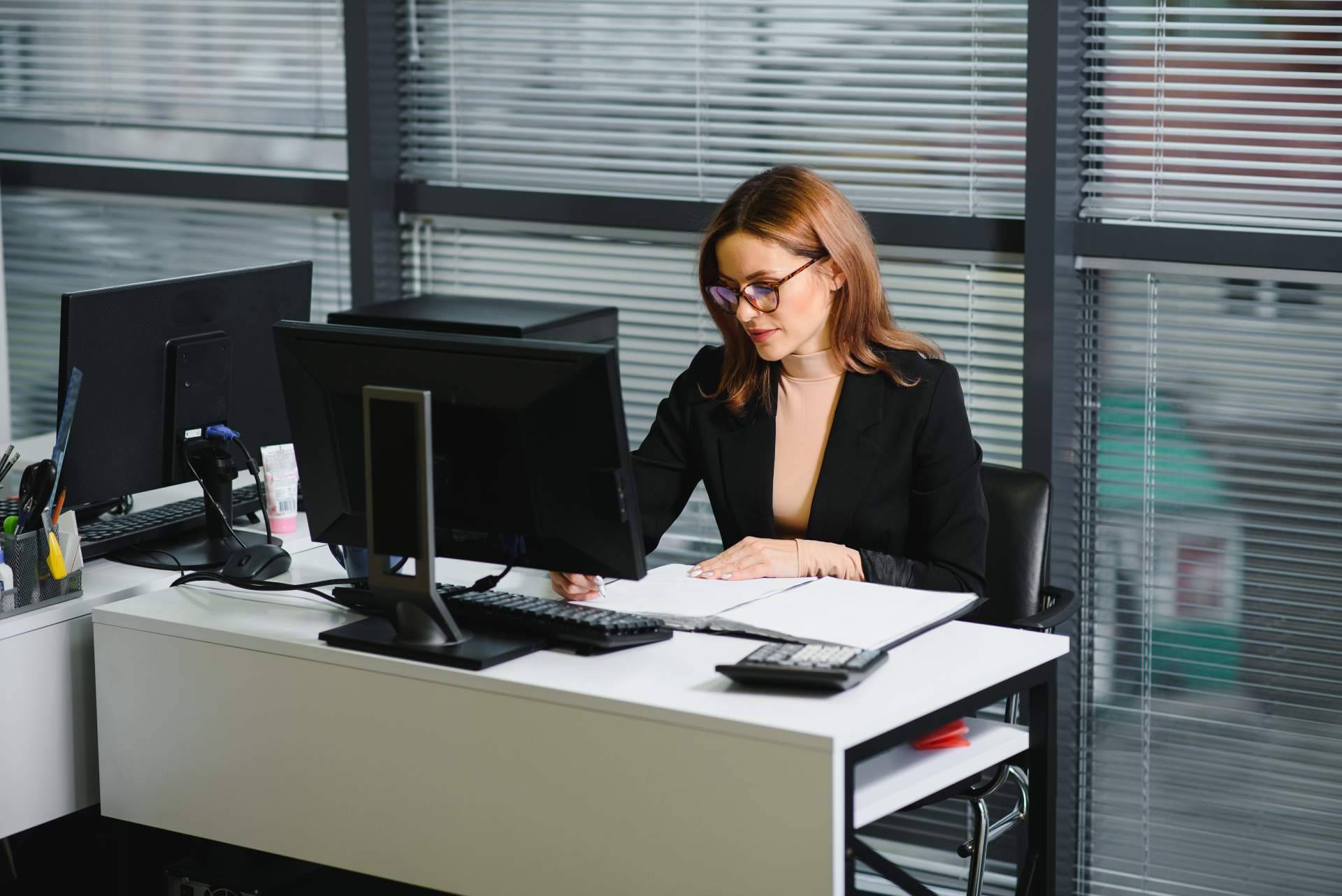 ¿Cuáles son los beneficios de contar con asesoramiento financiero corporativo de terceros?