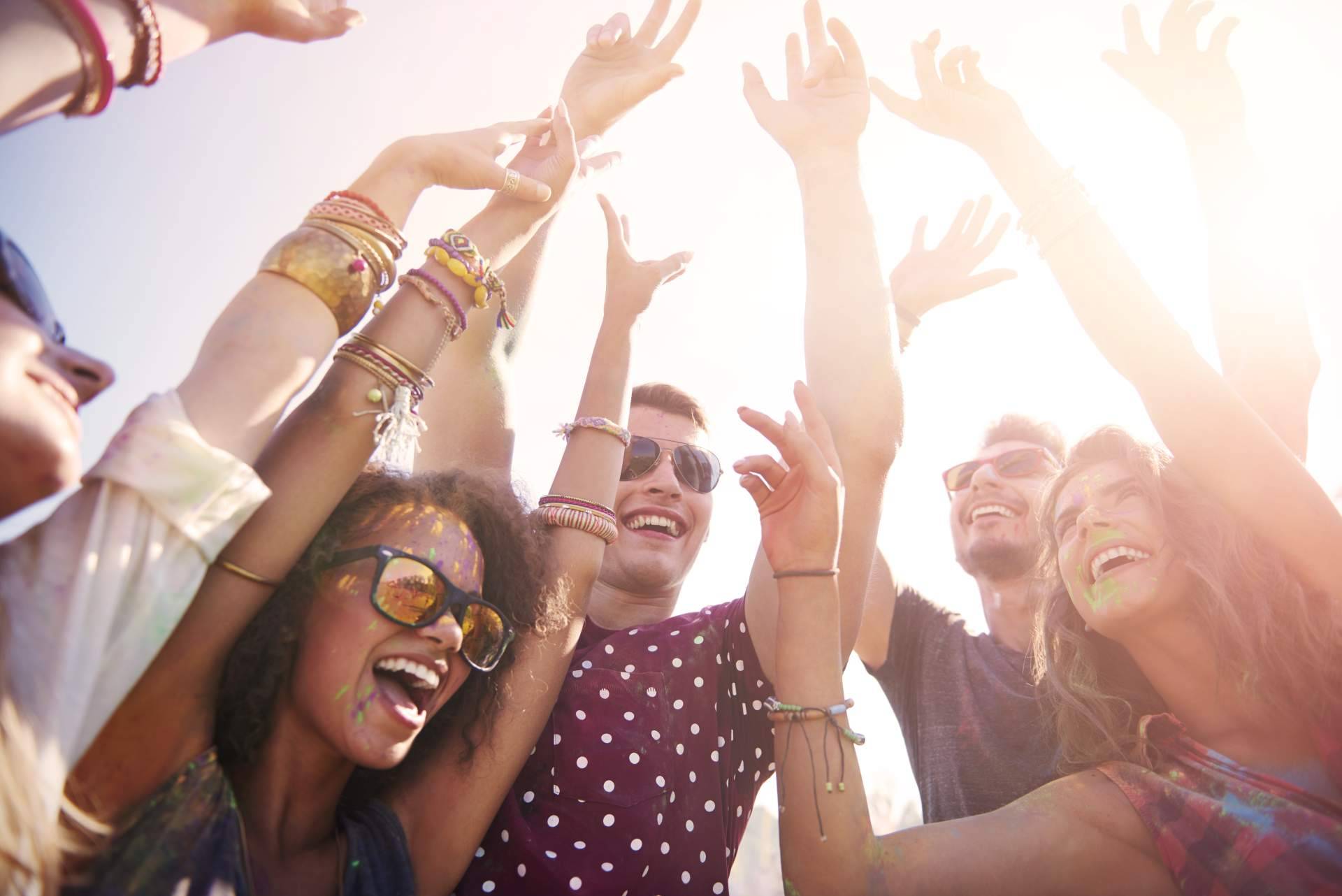 Pulseras Tyvek; la opción perfecta para identificación en eventos gracias a su resistencia y adaptabilidad