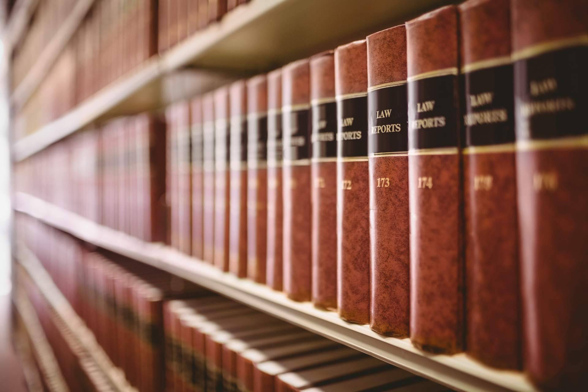 TuTFG aporta las claves para realizar con éxito el TFG de Derecho