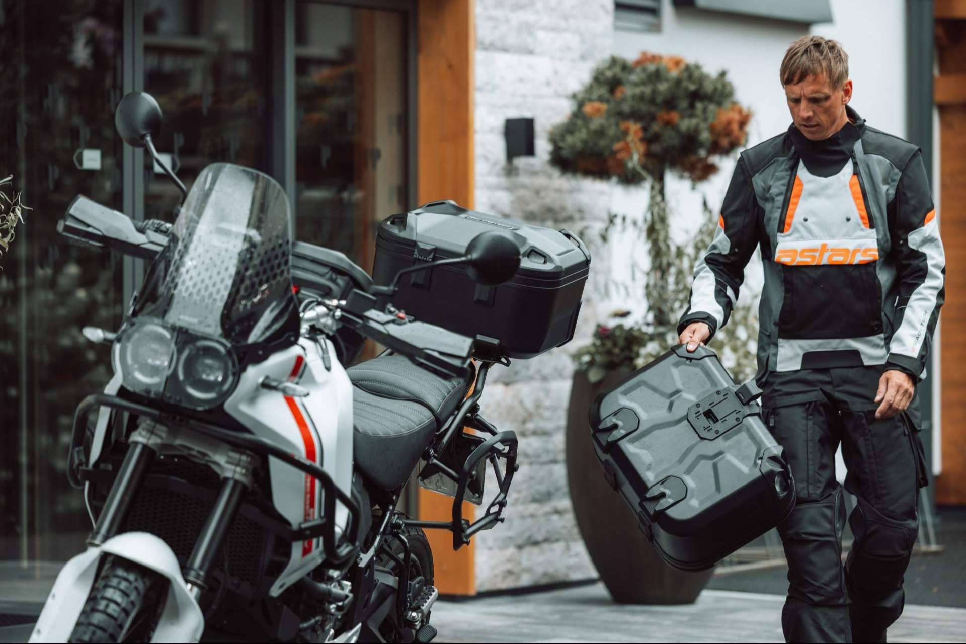 Las novedades de SW-MOTECH para equipar la moto
