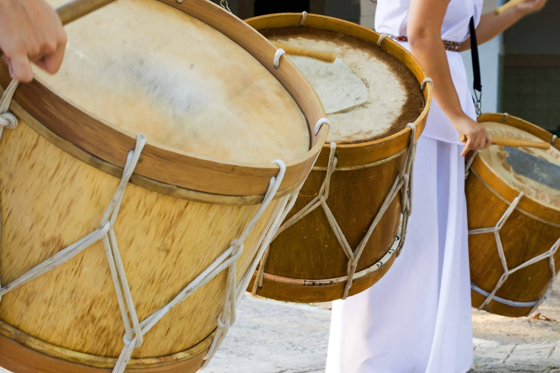 ¿Dónde encontrar un curso gratis de batucada? Escuela de música La Clave