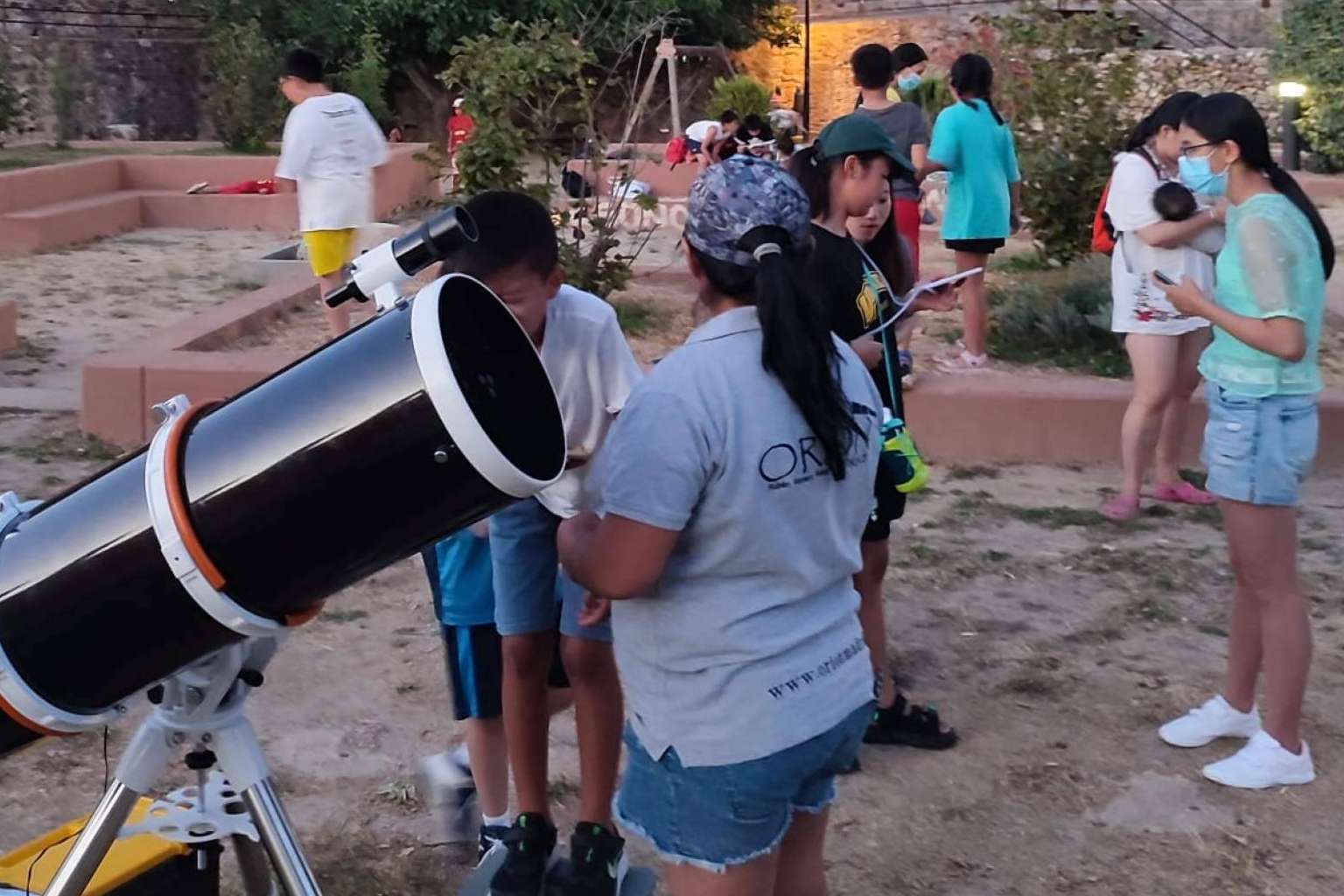 ¿Por qué es importante la divulgación astronómica en centros educativos?, por Orión Madrid Astroturismo