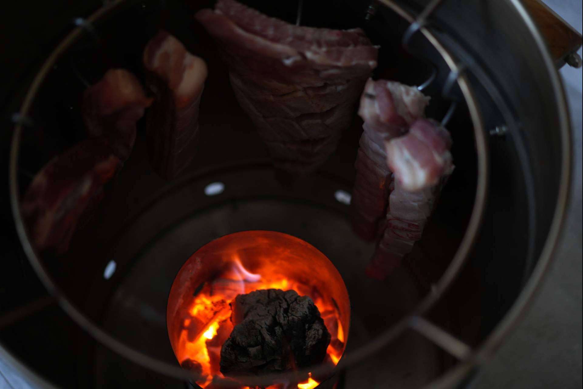 Steak and Beer, diversas opciones de barriles ahumadores y asadores para disfrutar de auténticas barbacoas