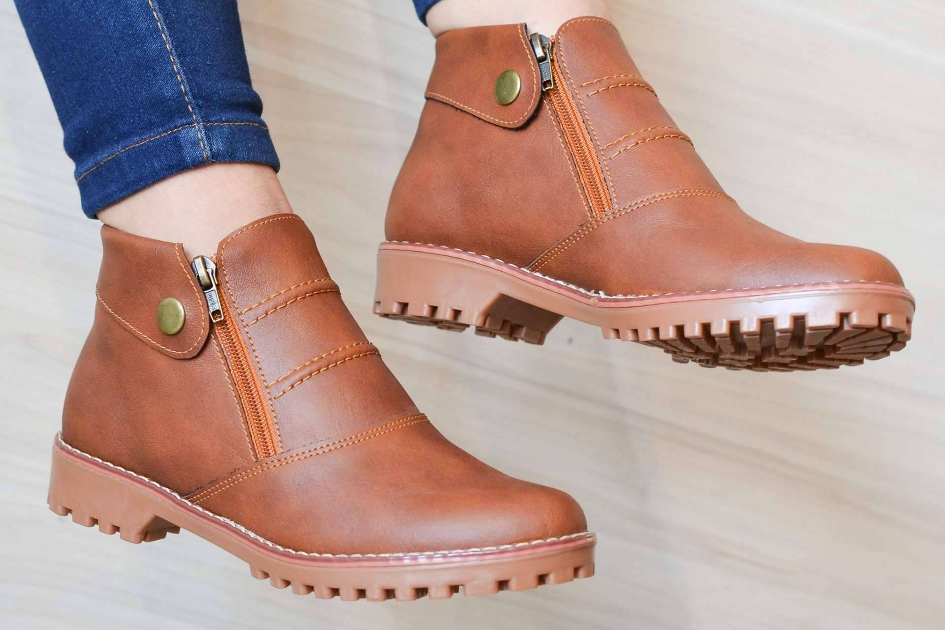 Zavatty presenta sus modelos de zapatos para mujer
