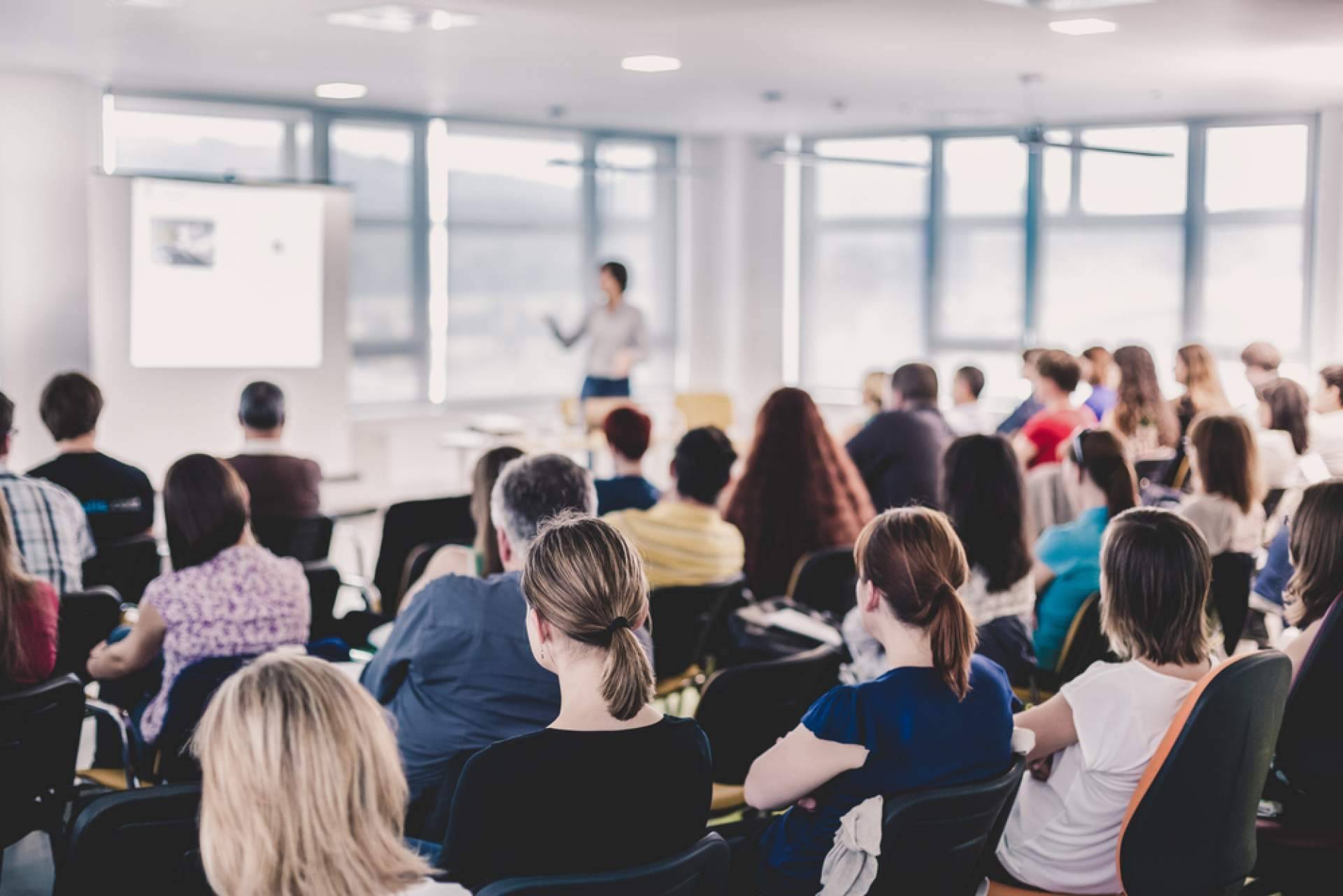 Todo lo que se puede aprender en los talleres 'Entre Mujeres; Pensamiento positivo en Acción'
