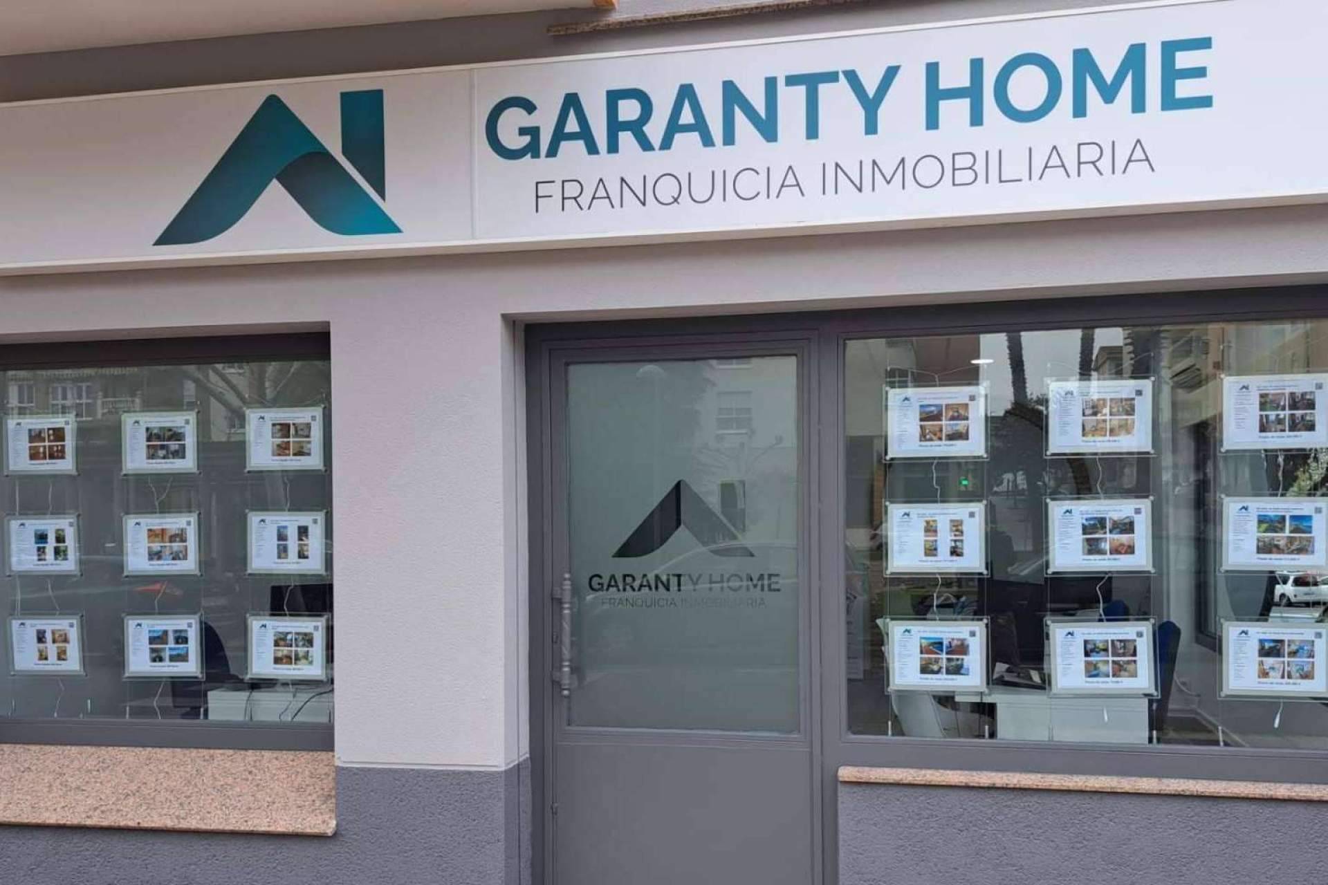 Formación y el acompañamiento al franquiciado en todo el proceso de negociación, con Garanty Home