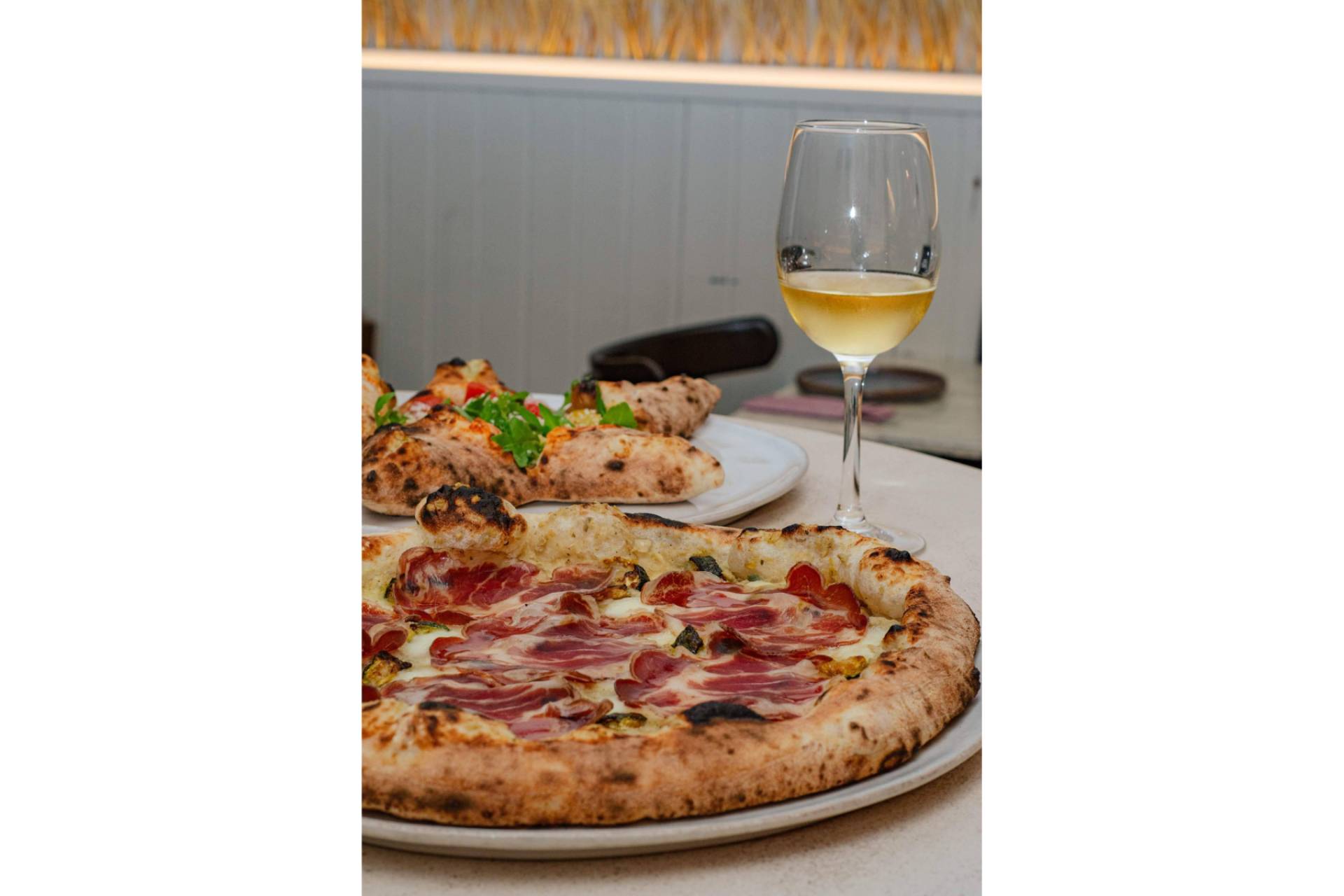 Pizzería Rifugio desvela su secreto; masa de pizza con agua de mar para una experiencia única